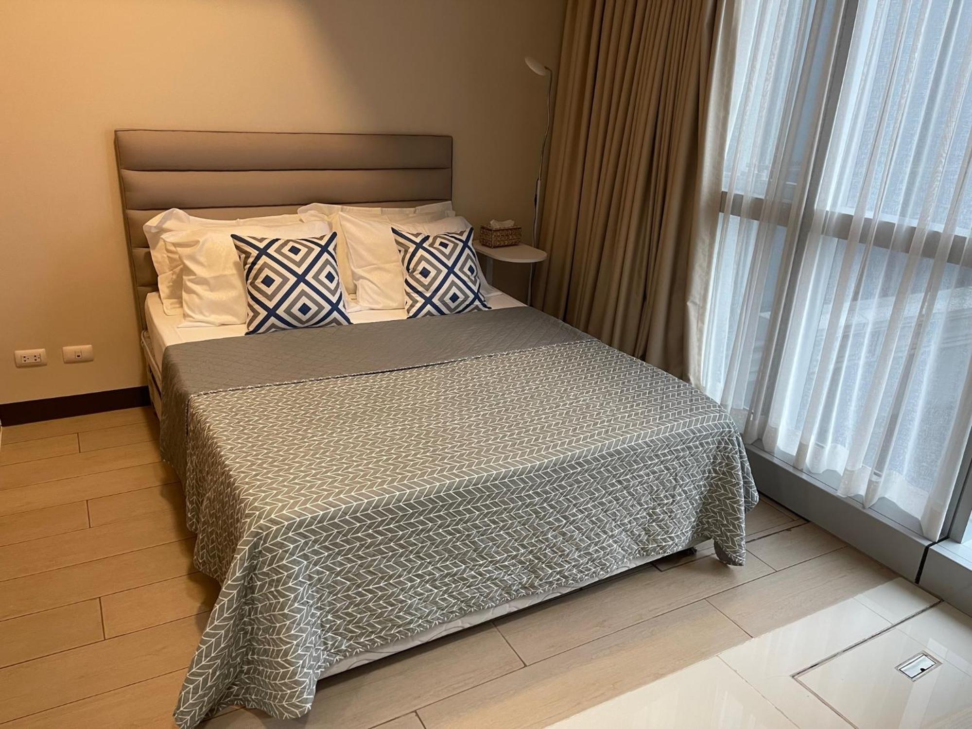 1 Bedroom Condo Uptown Parksuites Bgc, High Floor, Morning Sun มะนิลา ภายนอก รูปภาพ